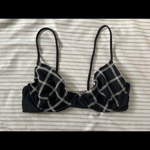 Acacia Swimwear Stitched Manhattan Top in Black| L